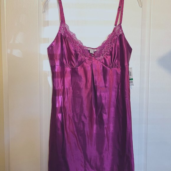 Morgan Taylor Intimates-2 PC. Nightgown LG & Robe XL-Lace/Diamond/Sparkle-NWT - Picture 2 of 16